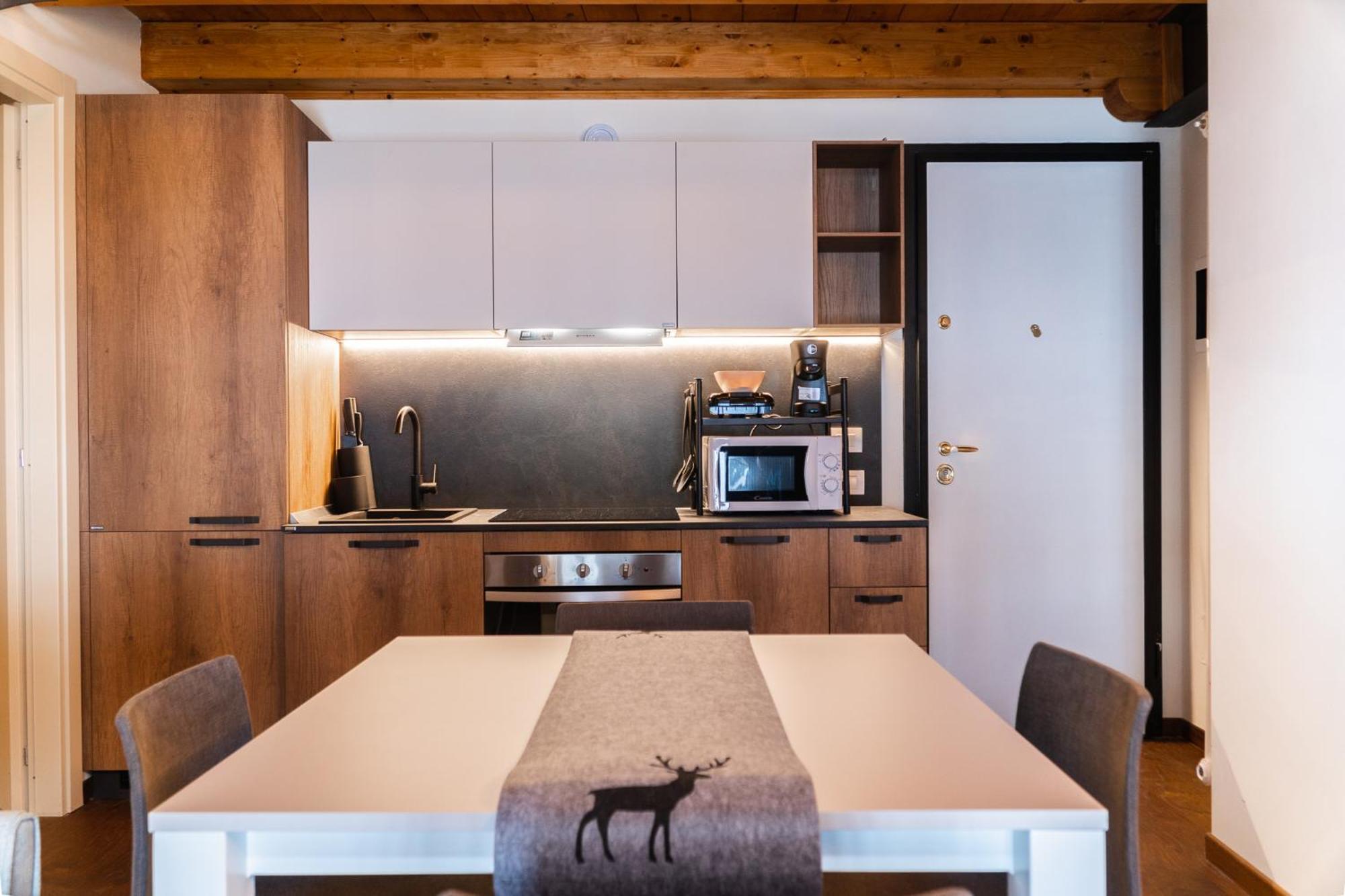 Maison Poluc Hotel Apartments ชัมโปลุก ภายนอก รูปภาพ