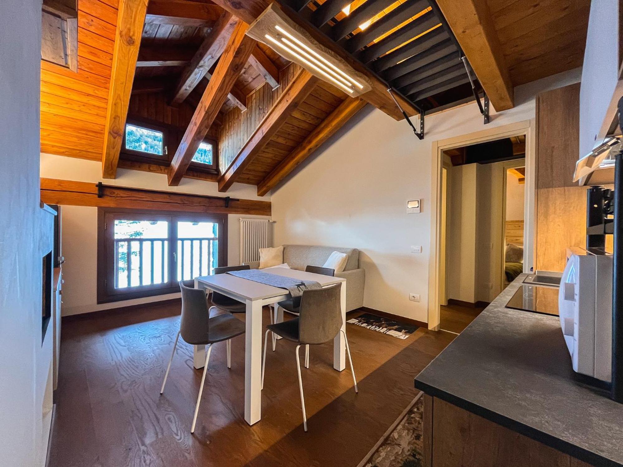 Maison Poluc Hotel Apartments ชัมโปลุก ภายนอก รูปภาพ