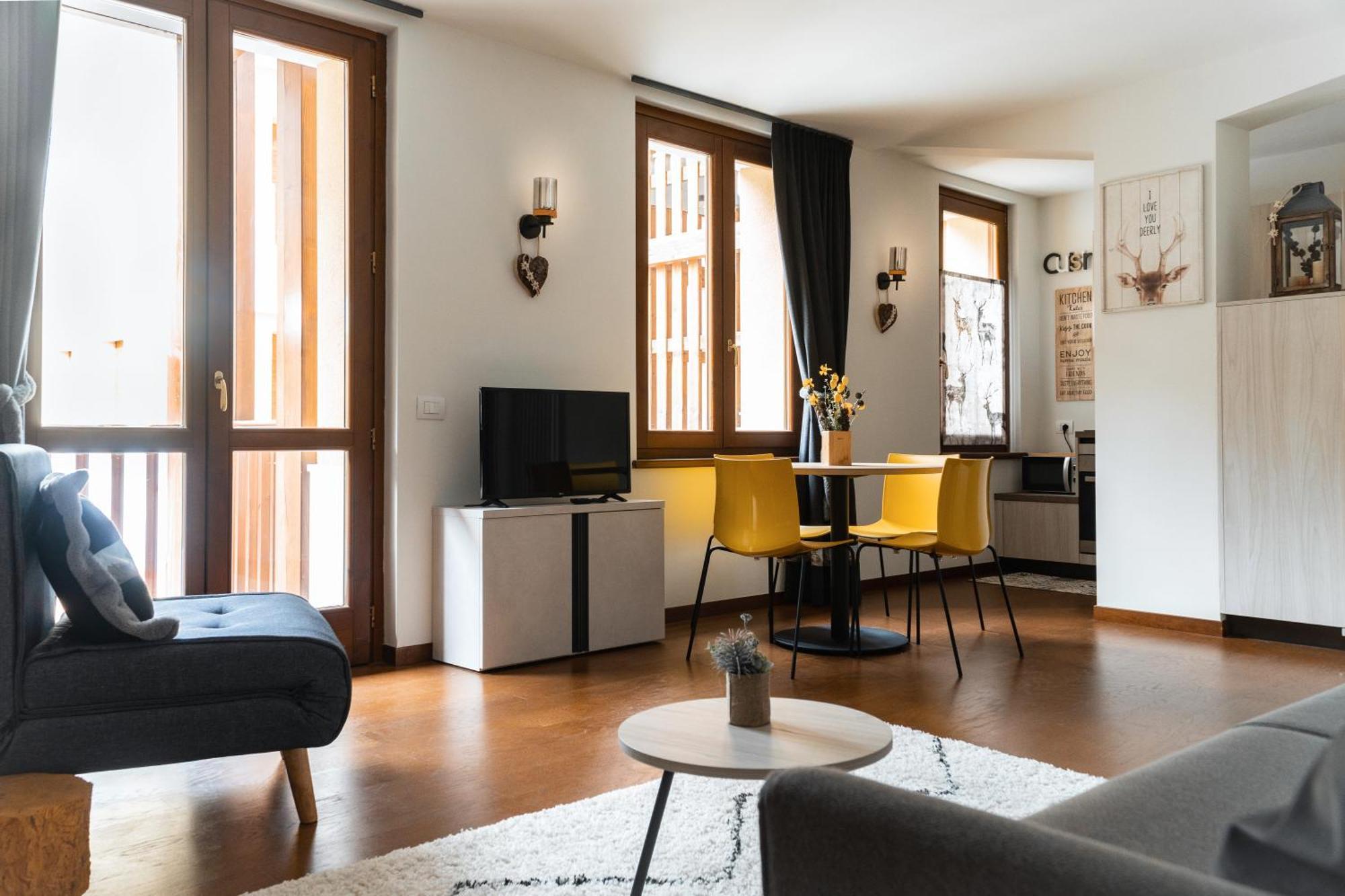 Maison Poluc Hotel Apartments ชัมโปลุก ภายนอก รูปภาพ