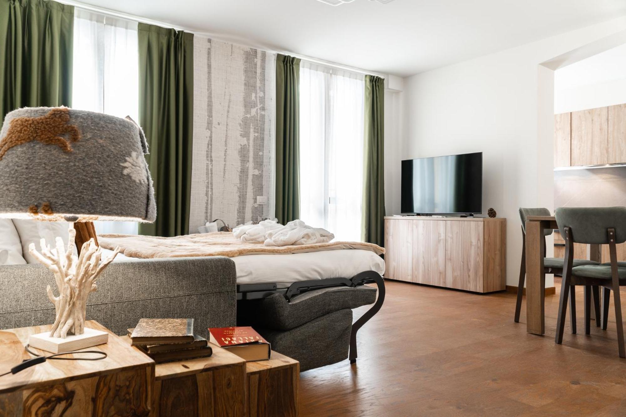 Maison Poluc Hotel Apartments ชัมโปลุก ภายนอก รูปภาพ
