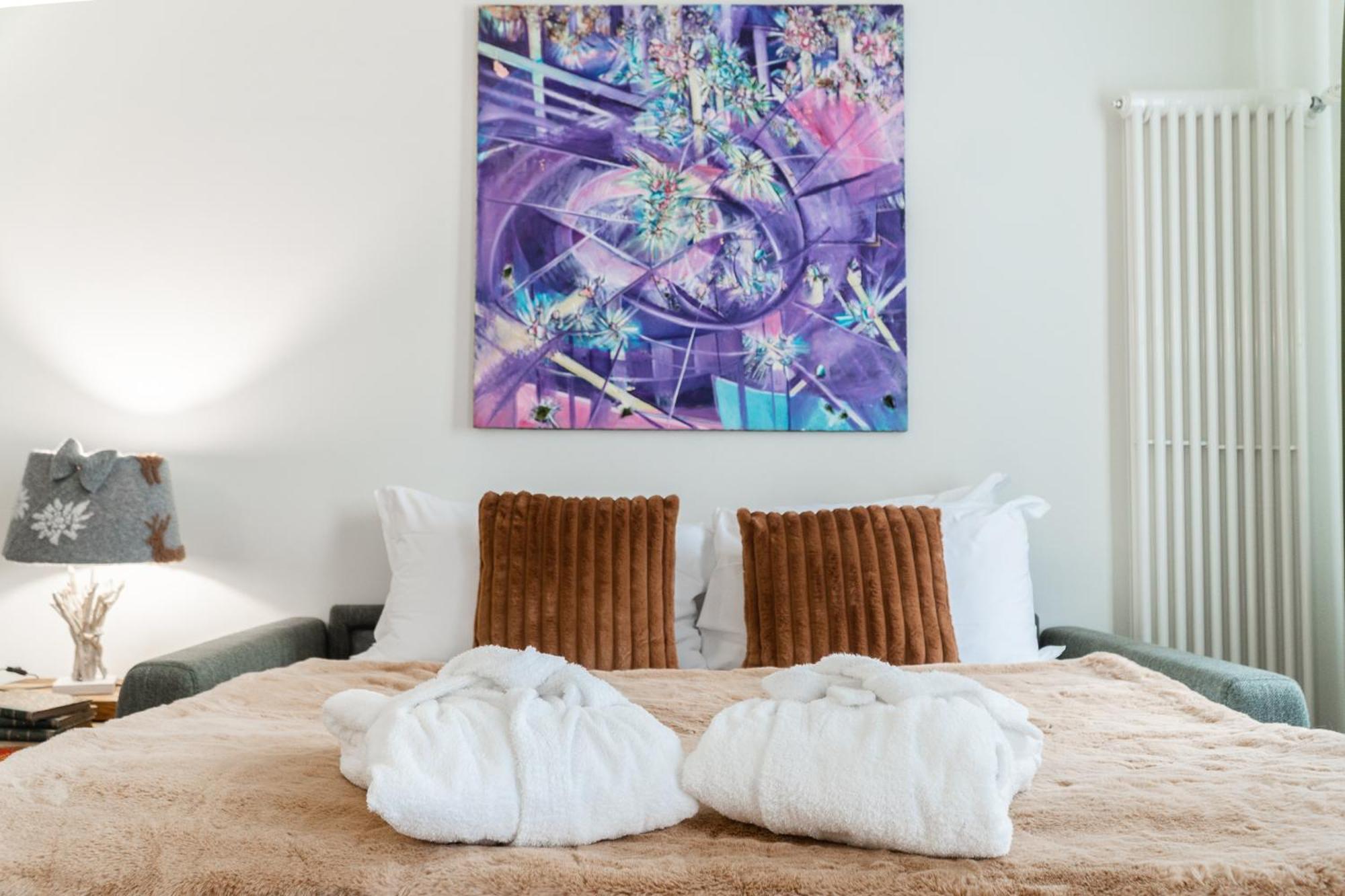 Maison Poluc Hotel Apartments ชัมโปลุก ภายนอก รูปภาพ
